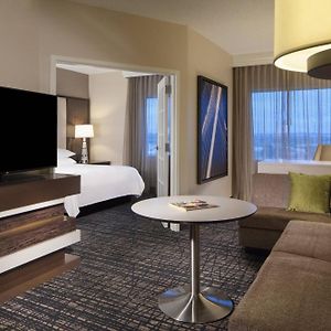 One-Bedroom King Suite